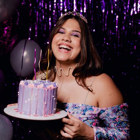 TFC Sonam Zigzag Pearl Statement Choker Necklace