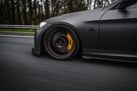 This heavily tuned BMW 335i Touring delivers 800 horsepower