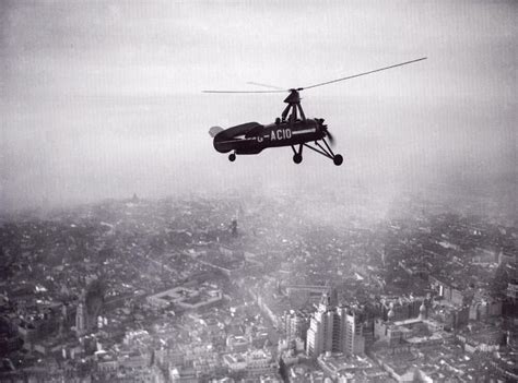 Fotos: Autogiro C-30 sobrevolando Madrid - Sandglass Patrol