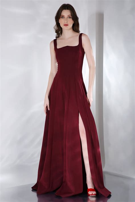 Custom made clothing at your doorstep – Ozeqo