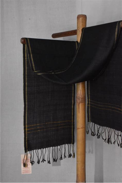 Avani Kumaon Pure Woolen Scarf | Black With Yellow Border & Striped Pa ...