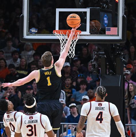 Michigan Basketball offseason transfer portal tracker | Maize n Brew