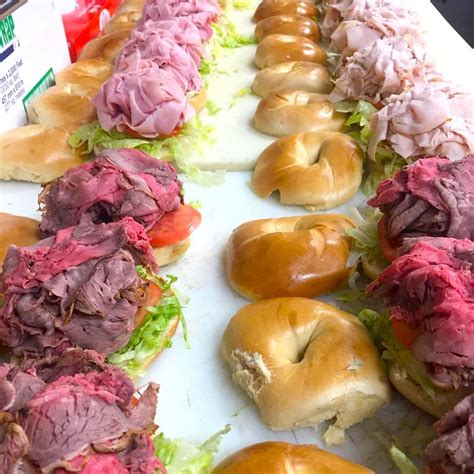 Bagels 529 | Hand Rolled Bagels| Bakery | Coffee | Deli