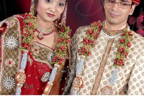 D Ratan Photo Studio - Photographer - Shyampukur - Weddingwire.in