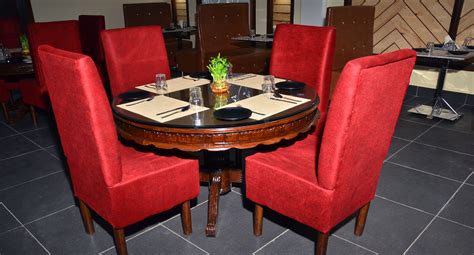 Seven Star Bar & Restaurant