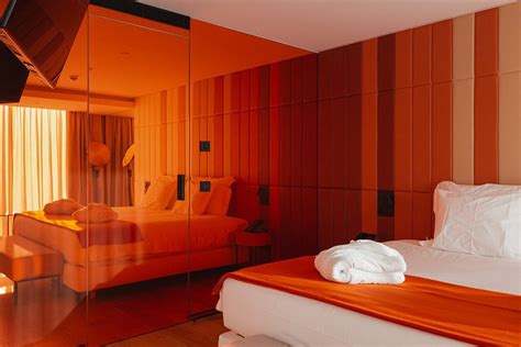 Lumen Hotel & The Lisbon Light Show Restaurant: Pictures & Reviews ...