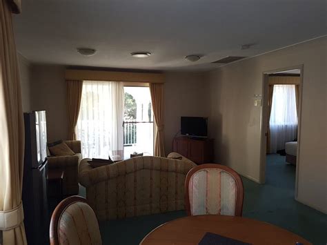 ROYAL WOODS RESORT (Ashmore, Gold Coast, Australia) - Resort Reviews ...