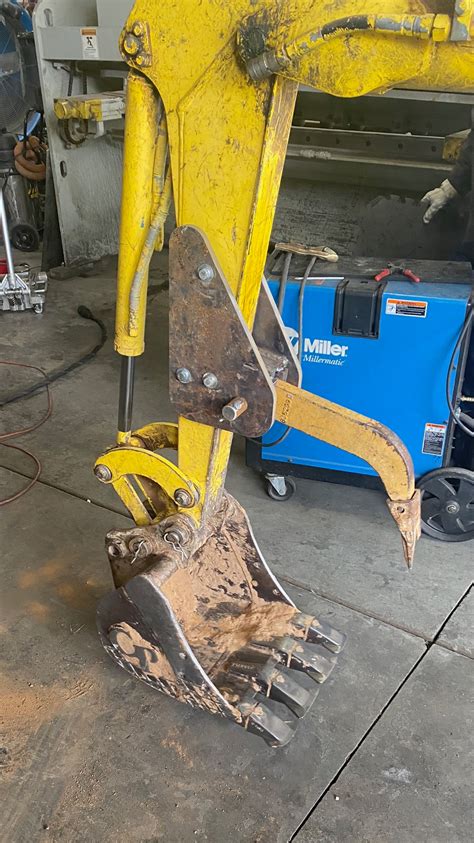 Backhoe Repairbackhoe Restore 的图像结果