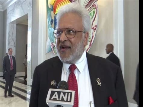 'Trump sharing stage with Modi is a big slap on Pak PM Imran Khan's face'