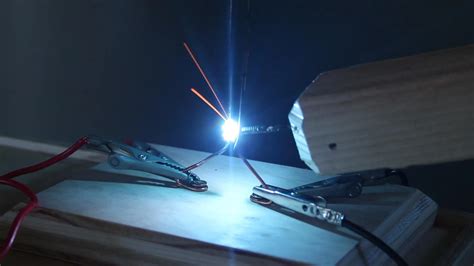 How to Make a Lethal Traveling Arc of Electricity with a MOT-Powered ...