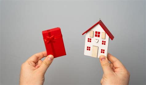 क्या होता है प्रॉपर्टी म्यूटेशन और यह जरूरी क्यों है? | Housing News