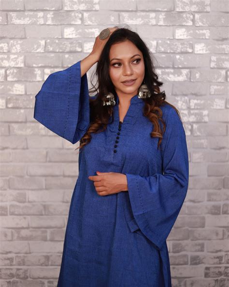 ROYAL BLUE DHOTI KURTA SET – LabelYogita