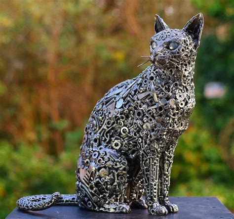 Artist Transforms Scrap Metal Parts Into Amazing Animal Sculptures | My ...