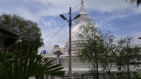 Asokaramaya Buddhist Temple (Colombo) - What to Know Before You Go ...