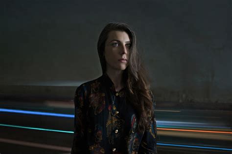 Julia Holter — «Something in the Room She Moves» (2024) — Teletype