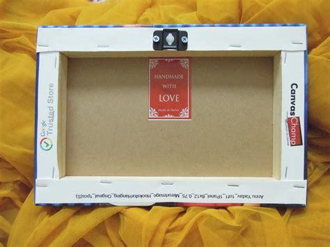 Canvas Champ - Customized Canvas Print Solution - Pink Column