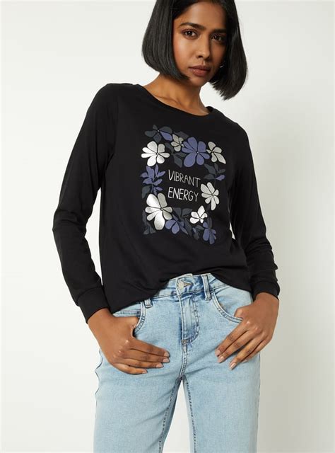 Buy Women Floral Print T-shirt Online at just Rs. 499.0 - 1000016122359 ...
