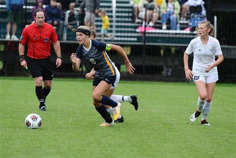 Soccer Referee 的图像结果