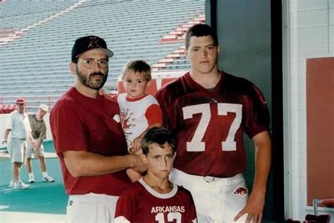 Brandon Burlsworth Biography: Age, Net Worth, Siblings, Parents, Height ...