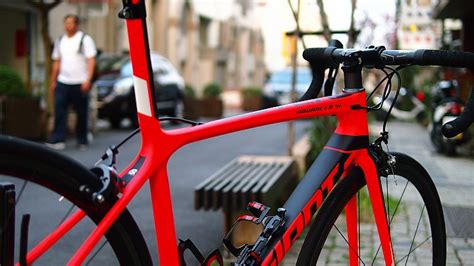 2017 TCR Advanced SL2 KOM neon red開箱 - Mobile01