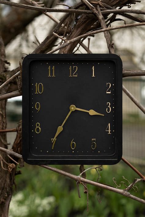 Digital wall clock wallpaper Images - Free Download on Freepik