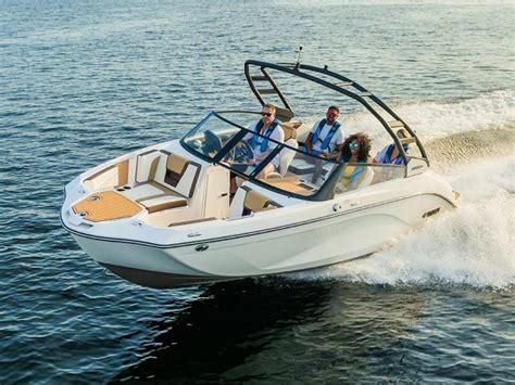 2023 Yamaha Boats 222SE – TheBoatDB