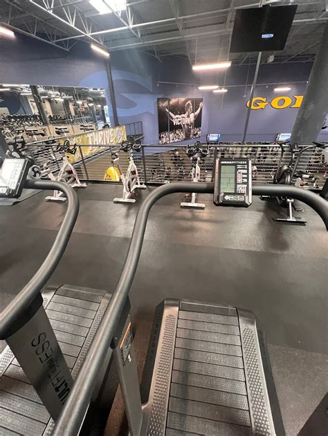 Gold's Gym La Mirada at Iris Morris blog