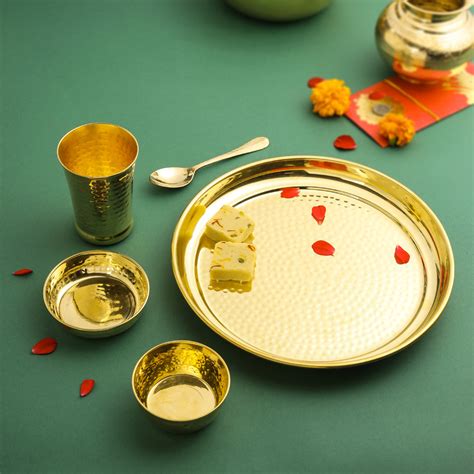 Brass Hammered Thali/Dinner Set (900 Gram) – Vedansh Craft