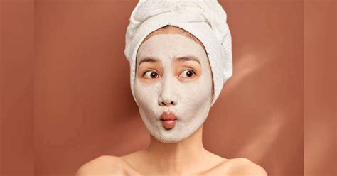 Effective DIY Homemade Blackhead Removal Masks | Femina.in