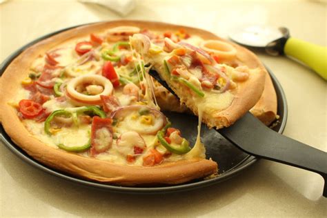 【做披萨的材料】【图】讨论做披萨的材料 分析如何选择配料更美味_伊秀美食|yxlady.com