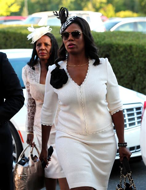 Stars arrive at Aretha Franklin's funeral