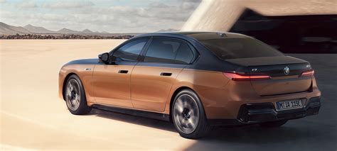 Experience Luxury: First-Ever BMW i7 M70 xDRIVE|BMW.in