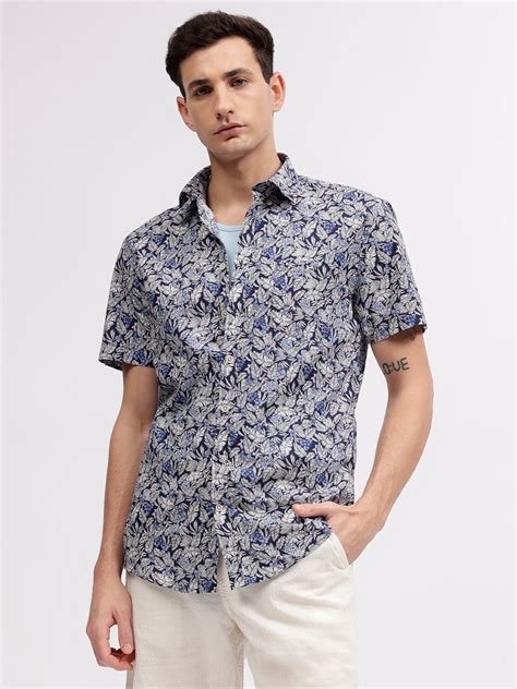 Shop Lindbergh Men Blue Tropical Print Button-down Collar Short Sleeves ...
