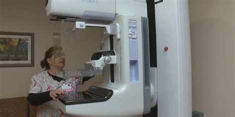 Local health experts recommend new mammogram age change