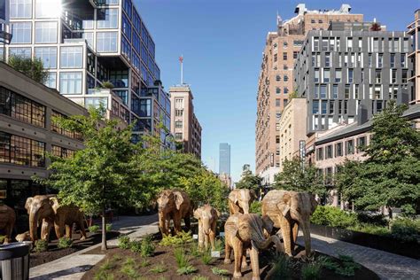 Great Elephant Migration Marches into New York with Meaningful Artwork | Times Square Chronicles