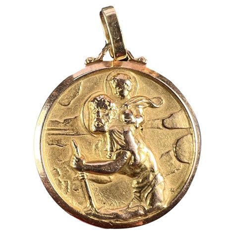French 18K Yellow Gold Saint Christopher Charm Pendant For Sale at 1stDibs