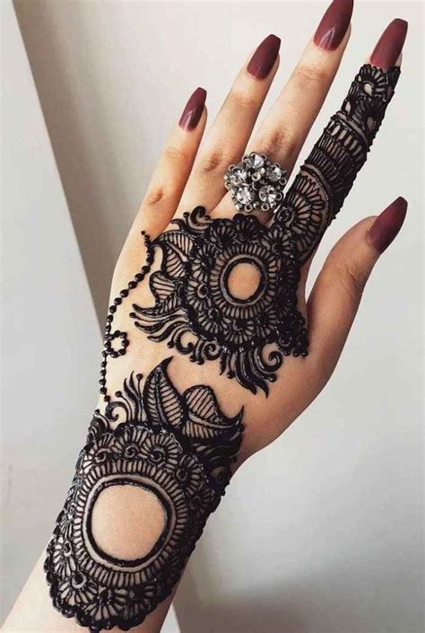 111+ Latest Arabic Mehndi Designs for Brides and Wedding