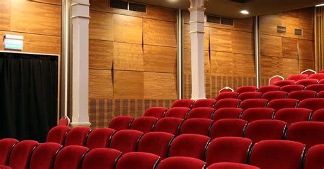 Carnival Cinemas Odeon Complex, CP | WhatsHot Delhi Ncr