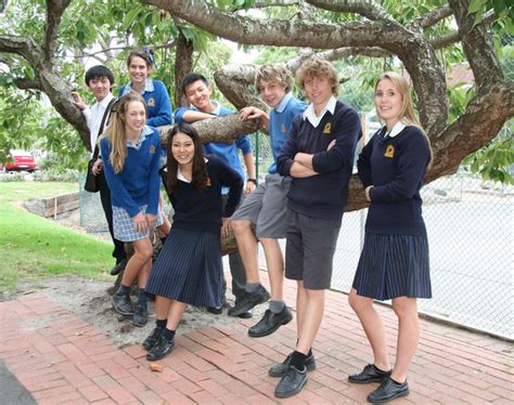 澳大利亚留学高中该如何准备担保金