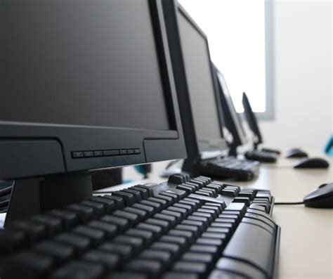 Computer Equiment 的图像结果