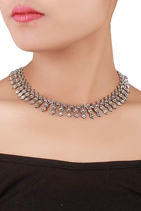 Sangeeta Boochra | Designer Earrings, Bangles, Bracelets | Aza Fashions