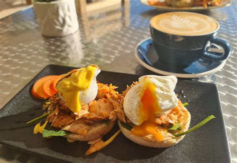 Flames Hotel, Accomodation, Restaurant, Events and Coffee Shop in ...