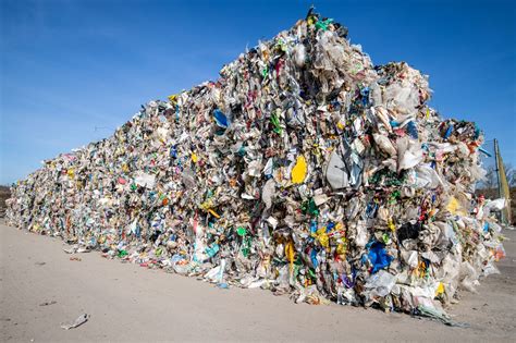 Commercial Waste Material 的图像结果