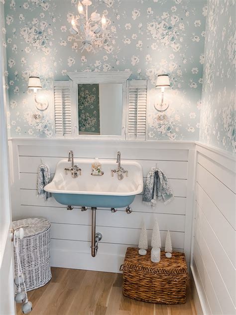Country Bathroom Ideas