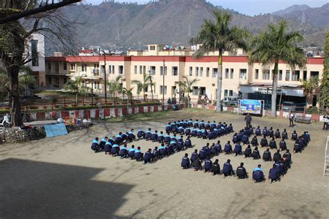 Physical Education Photographs | Hemvati Nandan Bahuguna Garhwal University