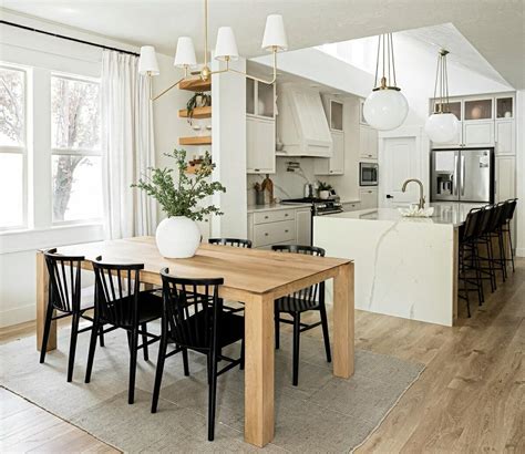 12 Top Eat-In Kitchen Ideas for Bonus Dining Space - Decorilla Online ...