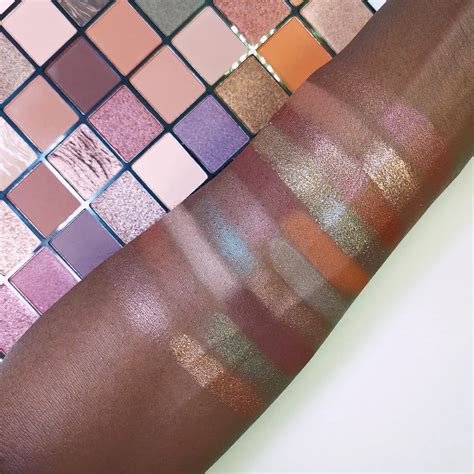 Buy Makeup Revolution Maxi Reloaded Eyeshadow Palette Nudes – HOK Makeup