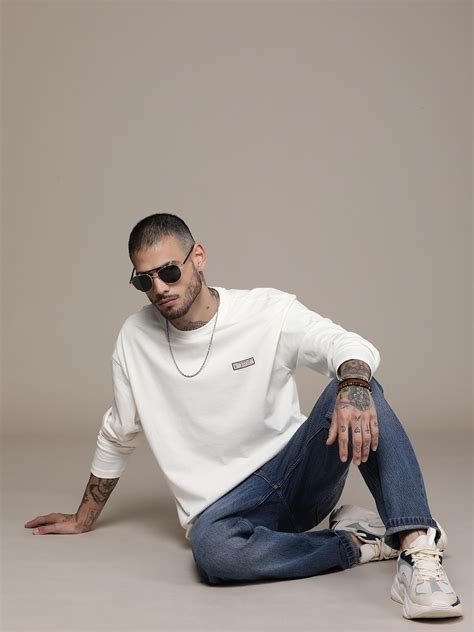 Roadster Men Bootcut Stretchable Jeans - Price History