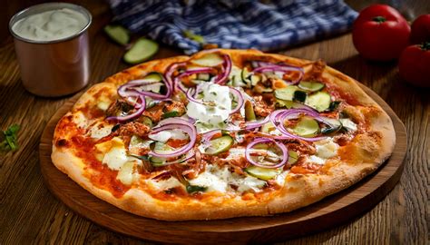 Gyros-Pizza – Der griechische Klassiker trifft italienische Leidenschaft
