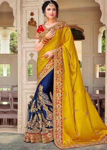 Wear Your Style on Your Sleeve, Throw a Jacket Over That Saree: 10 Ways ...